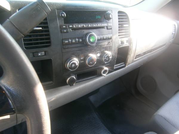 2010 gmc sierra reg cab 1500 w/t 4 3 v6 2wd 1 owner company truck & for sale in Riverdale, GA – photo 10