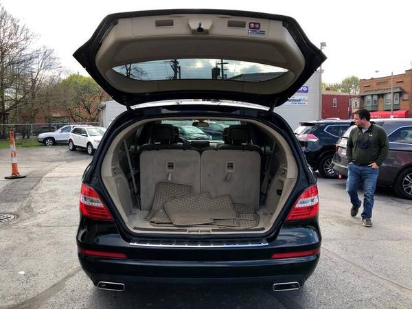 2012 Mercedes-Benz R-Class R350 4MATIC w/3rd Row CALL OR TEXT for sale in Cleveland, OH – photo 23