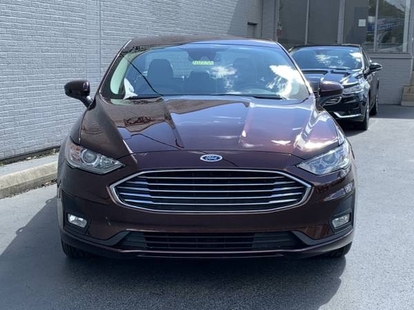 2019 Ford Fusion SE - cars & trucks - by dealer - vehicle automotive... for sale in Middletown, OH – photo 2