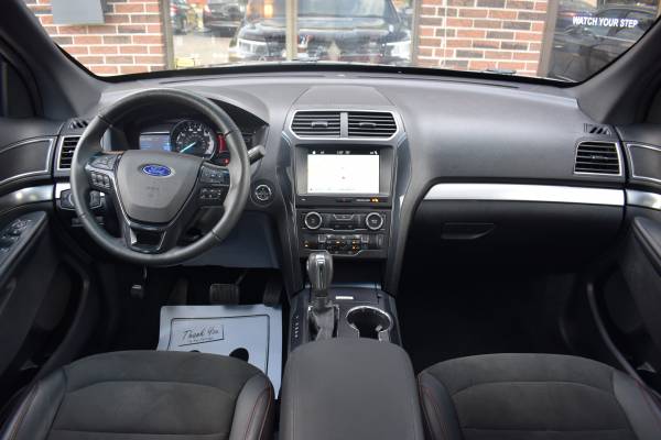 ***2018 FORD EXPLORER -13K MILES***NAVIGATION, PANORAMIC SUNROOF!!! for sale in Taylor, MI – photo 8