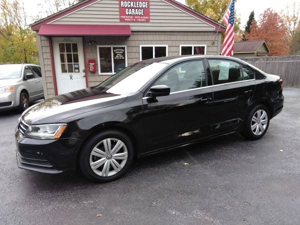 2017 Volkswagen Jetta Sedan Auto 39k miles Clean! 1-Owner... for sale in Hyde Park, NY – photo 5