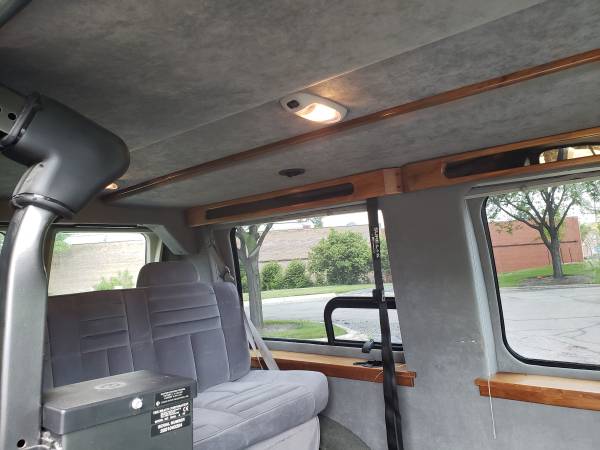 2001 FORD E250 QUIGLEY CONVERSION 4x4 HANDICAP WHEELCHAIR ACCESSIBLE for sale in SKOKIE, WI – photo 18
