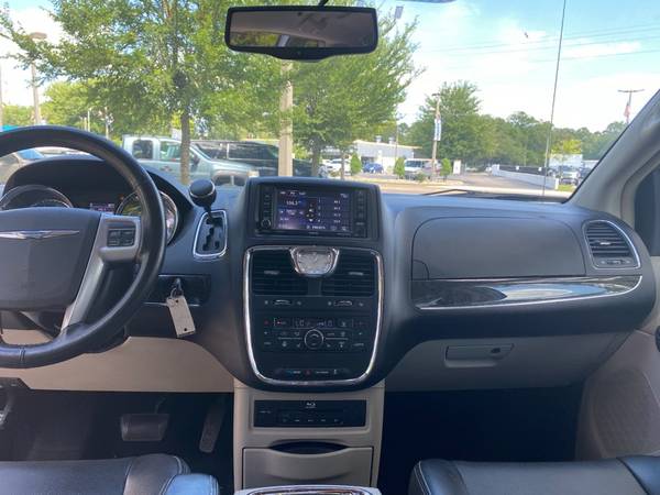 13 Chrysler TownCountry Touring-L Fully Loaded 1 year warranty-CLEAN for sale in Gainesville, FL – photo 15