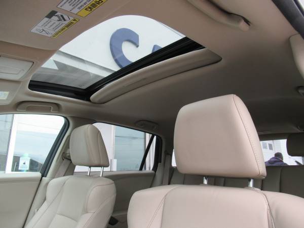 2014 Acura RDX AWD Tech Package Moon Roof only 46K! Warranty for sale in Minneapolis, MN – photo 8