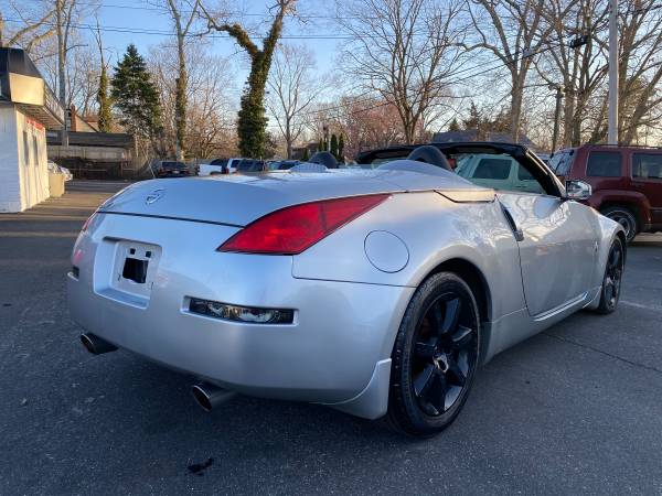 2004 Nissan 350Z Enthusiast Roadster 6 Speed RWD Excellent Condition for sale in Centereach, NY – photo 13