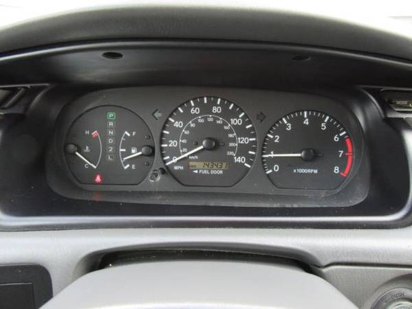2000 Toyota Camry LE - cars & trucks - by dealer - vehicle... for sale in Marion, IA – photo 20