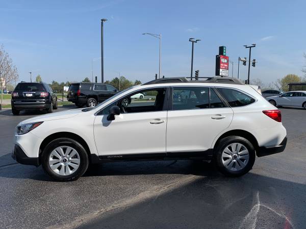 2018 Subaru Outback 2 5i Limited AWD - Loaded - Low miles! - cars & for sale in Oak Forest, IL – photo 4