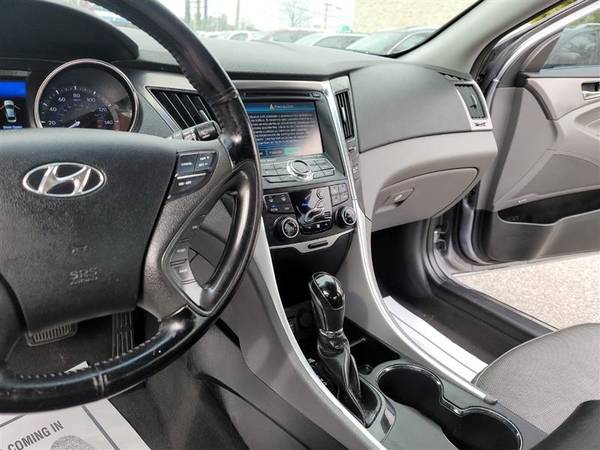 2014 HYUNDAI SONATA HYBRID Limited $995 Down Payment - cars & trucks... for sale in Temple Hills, District Of Columbia – photo 18