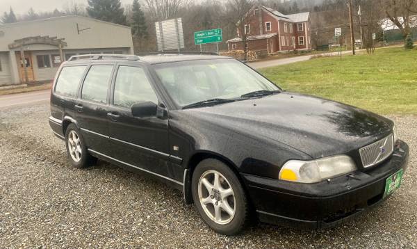 2000 Volvo V70XC - cars & trucks - by owner - vehicle automotive sale for sale in Jeffersonville, VT – photo 2