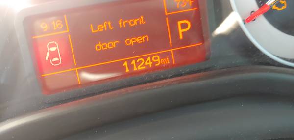 2016 FIAT 500L 4-DOOR 1.4 TURBO ONLY 11,000 MILES for sale in Phoenix, AZ – photo 4