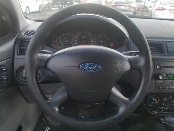 ///2007 Ford Focus//Automatic//Very Clean//Drives Excellent/// for sale in Marysville, CA – photo 11