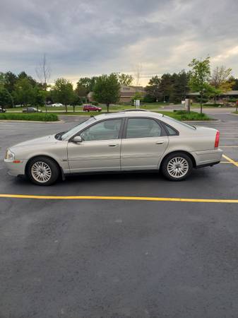 2004 Volvo S80 $4000 (OR BEST OFFER) - cars & trucks - by owner -... for sale in redford, MI – photo 6