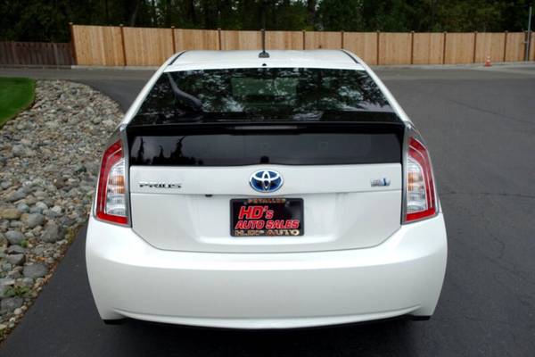 2012 Toyota Prius Prius III VERY CLEAN!!! 50MPG!!! - cars & trucks -... for sale in PUYALLUP, WA – photo 6