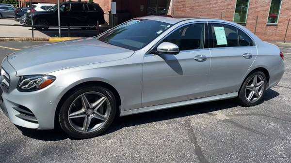 2017 Mercedes-Benz E 300 E 300 4MATIC - cars & trucks - by dealer -... for sale in Great Neck, NY – photo 10
