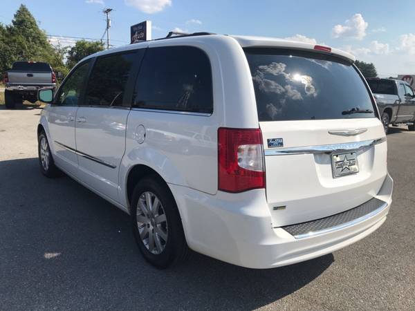 2016 Chrysler Town Country Touring for sale in Maryville, TN – photo 5