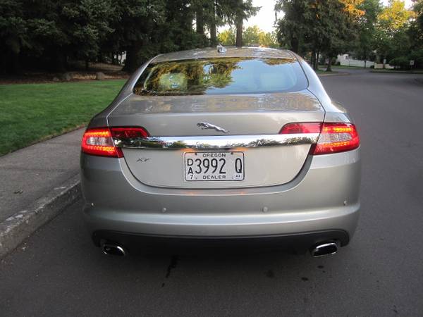 2011 Jaguar XF-Series XF Premium - - by dealer for sale in Portland, OR – photo 6