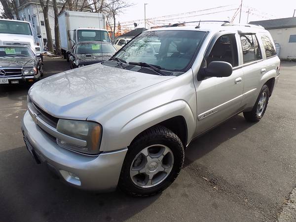 2004 Chevy Trailblazer LS 4WD (#8183) - cars & trucks - by dealer -... for sale in Minneapolis, MN