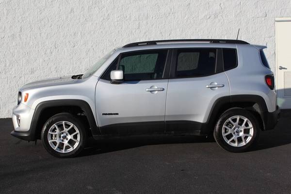 2019 Jeep Renegade 4WD Certified Latitude 4x4 SUV - cars & trucks -... for sale in Klamath Falls, OR – photo 3