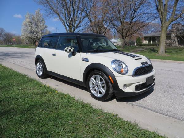 2012 MINI Cooper S Clubman-64K Miles! Pano Roof! Black/White for sale in West Allis, WI – photo 6