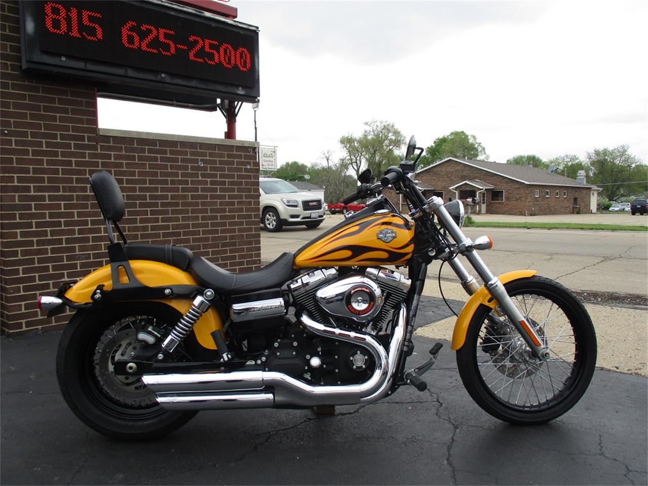 2011 Harley-Davidson Dyna Wide Glide for sale in Sterling, IL – photo 5