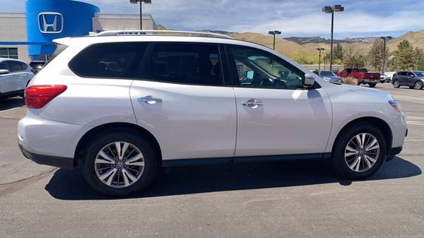 2019 Nissan Pathfinder SV hatchback Brilliant Silver Metallic - cars for sale in Carson City, NV – photo 2