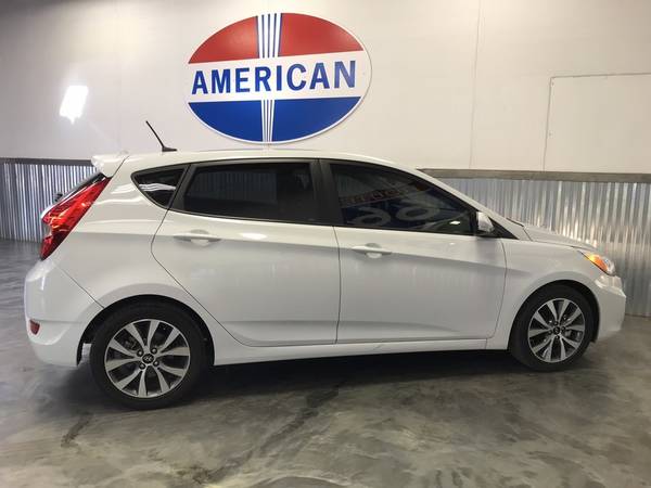 2017 HYUNDAI ACCENT SE ONLY 17,086 MILES!! 1 OWNER!! PERFECT CARFAX!!! for sale in Norman, KS – photo 6