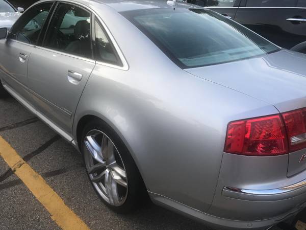 2007 Audi S8 (ALL CREDIT) for sale in New Rochelle, NY – photo 3