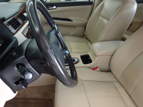 2011 Chevy Impala LT 133, 000 miles Bose Heated leather Sunroof for sale in West Allis, WI – photo 4