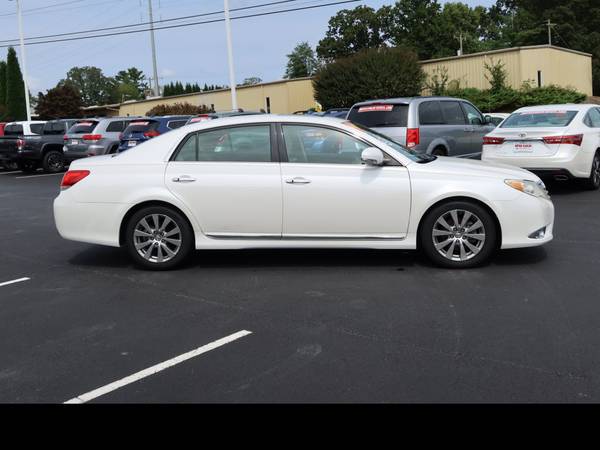 2011 Toyota Avalon Limited - - by dealer - vehicle for sale in Hendersonville, NC – photo 3