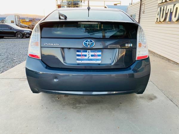 2010 TOYOTA PRIUS Loaded Nav, back up cam, Solar panel - cars &... for sale in Grand Junction, CO – photo 4