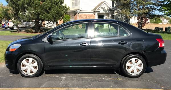 2007 Toyota Yaris 1 Owner, 126, 000 Miles, Clean Car Fax - cars & for sale in Mount Prospect, IL – photo 8