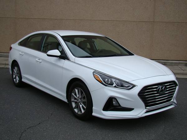 2018 Hyundai Sonata SE White ONLY 12k mi THIS WEEK SPECIAL! for sale in Matthews, NC – photo 3