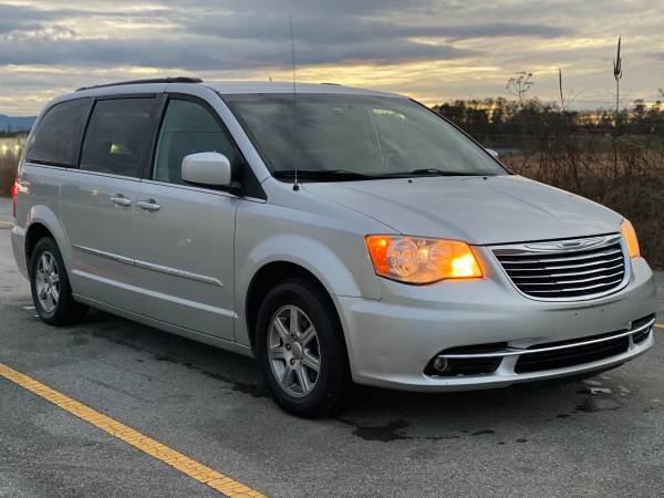 2011 Chrysler Town And Country Touring / CLEAN TITLE - cars & trucks... for sale in Sevierville, TN – photo 2