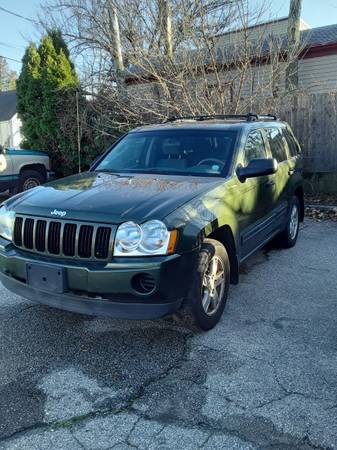 2006 Jeep Grand Cherokee Laredo 4x4 - cars & trucks - by owner -... for sale in Providence, RI – photo 3