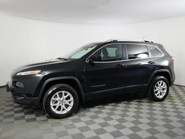 2014 Jeep Cherokee Latitude - - by dealer - vehicle for sale in Inver Grove Heights, MN – photo 3