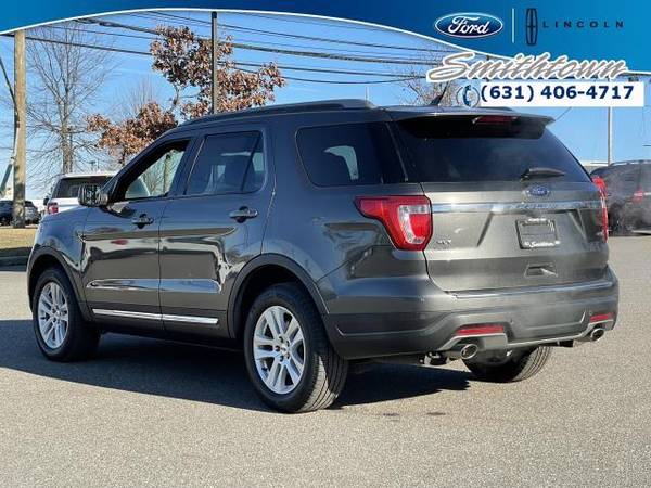 2018 Ford Explorer XLT 4WD SUV - - by dealer - vehicle for sale in Saint James, NY – photo 7