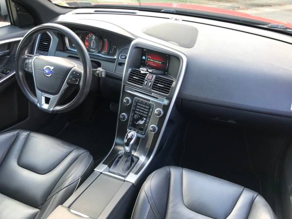 2015 Volvo XC60 T6 AWD for sale in Marietta, WV – photo 16