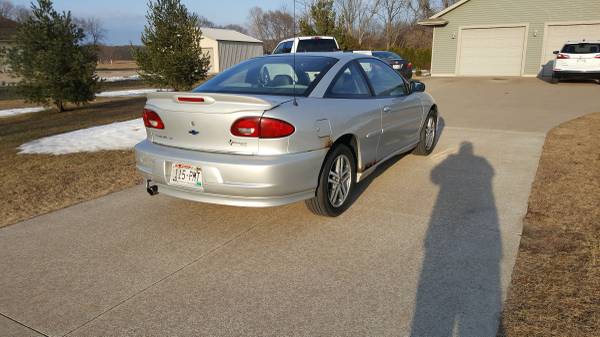 2002 Chevy Cavalier Sport Coupe - cars & trucks - by owner - vehicle... for sale in Galesville, MN – photo 3
