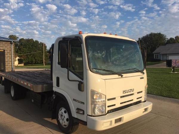 White 2015 Isuzu NPR HD Diesel Truck (65,000 Miles) for sale in Dallas Center, IA – photo 5