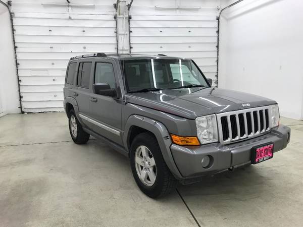 2007 Jeep Commander 4x4 4WD Limited SUV - - by dealer for sale in Coeur d'Alene, WA – photo 2