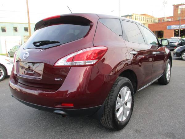 2011 Nissan Murano S AWD ** Super Clean inside and out** for sale in Roanoke, VA – photo 4