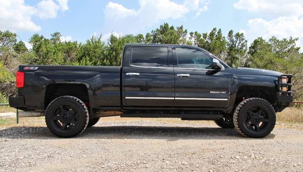 !!2015 CHEVY 2500 LTZ*LOADED*SUPER NICE*NEW 35'S*REPLACEMENT BUMPERS!! for sale in Liberty Hill, TX – photo 12
