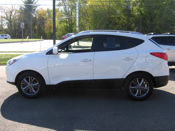 '14 Hyundai Tucson SE AWD & SHARP ! for sale in Waterford, PA – photo 4