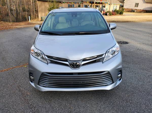 2019 TOYOTA SIENNA XLE - - by dealer - vehicle for sale in Inman, SC – photo 2