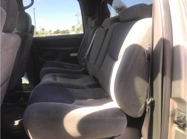 2003 Chevrolet Avalanche 4x4 (Bench Seat 6 seater) Brand NEW Tires! for sale in Fresno, CA – photo 18