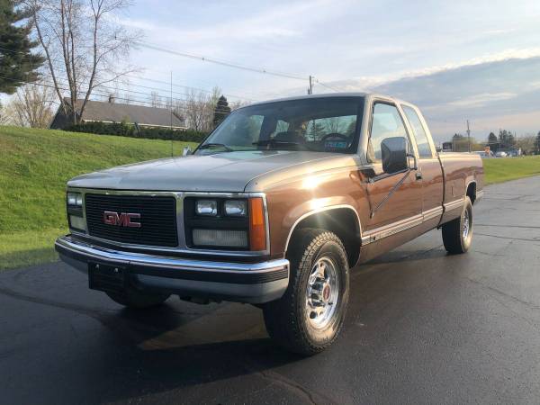 88 GMC SIERRA 3500 SLE RUST FREE 9900 - - by dealer for sale in Willoughby, OH – photo 4