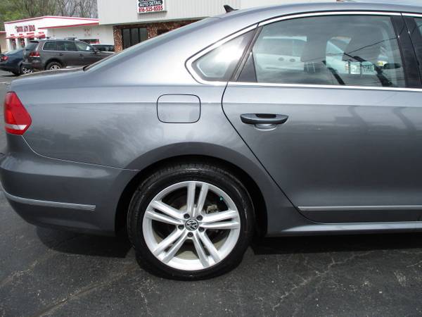2015 Volkswagen Passat TDI SEL*Only 29,000 miles!! Great Price! -... for sale in Lees Summit, MO – photo 6