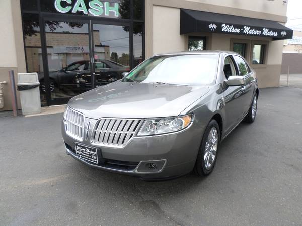 2010 Lincoln MKZ**1 Owner for sale in New Haven, CT