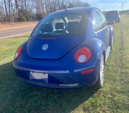 2008 VOLKSWAGEN NEW BEETLE S - cars & trucks - by dealer - vehicle... for sale in Bland, MO – photo 7