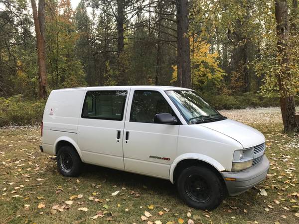 2000 Chevy Astro Van Converted for sale in Columbia Falls, MT – photo 2